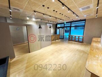 春城吻鑚店面