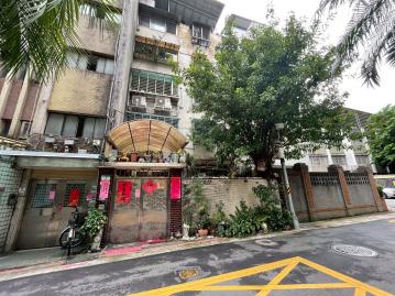 大安區師大商圈泰順邊間公寓1樓