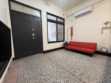 雲林國中旁店住透天厝