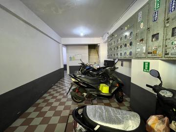 南區新興國中電梯套房