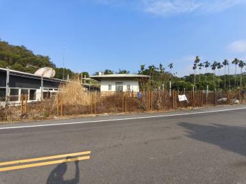 竹山鎮竹山國小旁都計內農地