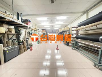 鶯歌丁工廠房 北大房仲女神