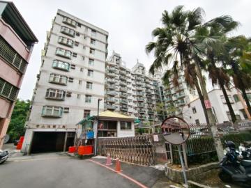 虎山國小旁秀山家園三房華廈 南投土地透天