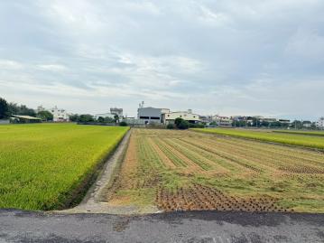 碧山路附近美農地 南投草屯買好屋