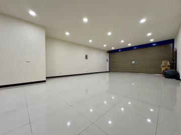 ❤市府中平大面寬店面●前後臨路、適文武百業、低總價