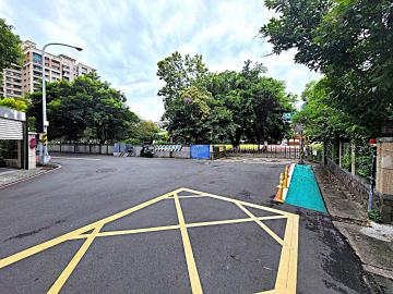  竹北【六家國小】免整理的寧靜1樓+平車{新竹首購推薦}