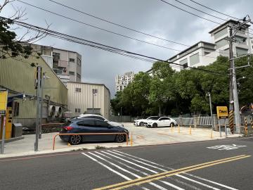板橋不動產買賣 丹鳳捷運超大面寬工業地