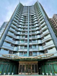 信義香榭高樓邊間2房車 陳麗貞0937-871-488