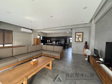 鎖港原築木光電梯民宿澎湖房屋土地 / 澎湖不動產買賣