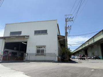 永康廠房買賣 永康30米正南三路鄰路面大坪數甲工廠房