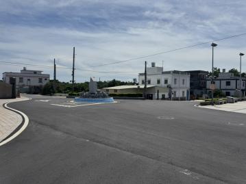 溪邊大路邊建地