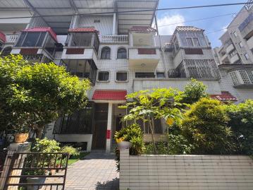 大漢街車庫透天|豐原房仲姐姐|