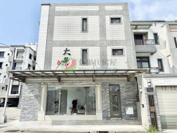 頭份竹南房仲 竹南大景角間雙車住店F03015