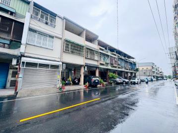 鳳山區鳳東路店住
