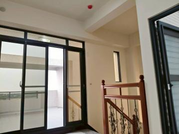 玖龍房地產 東山佛祖廟 之15米臨路大店面住家  玖龍房地產