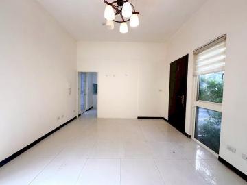 基隆買屋賣房 英國莊園 3房車位