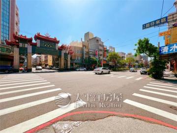 正中山路俗到流淚超級黃金店住