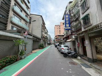 中正區｜東門站｜精華區杭州南路｜店面+地下室100坪出租