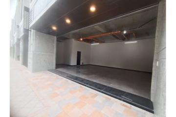 大興西路10米寬大店面