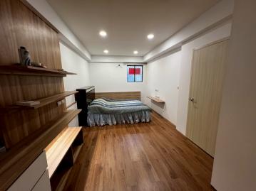 我不美但黃金地段超值錢~板橋大遠百超值雙面採光美宅大空間