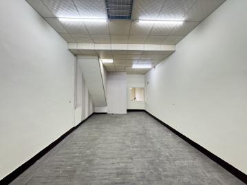 南州運動公園前臨路店面 東港買房推荐