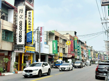 很大間可做生意的店面 楠梓站前商圈 近楠梓國中小 需公證