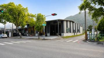 花蓮房地買賣 中央路30米土地面積229.35坪面寬挑高廠房倉庫