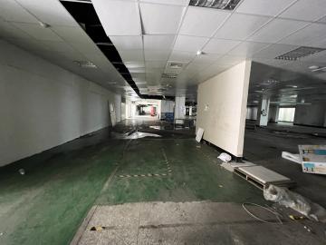 租中壢工業區廠房  獨棟乙工廠房約4430坪，備腹地
