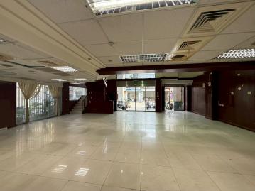 彰化豪宅店面 民族邊間大面寬店面