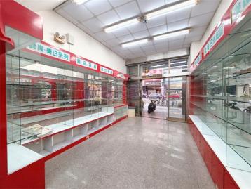 高雄左營房價 左營明誠自由 1+2+3樓店住 有2車位