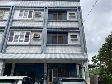 花蓮房仲推薦 2 自立路1樓前後門進出便利店面