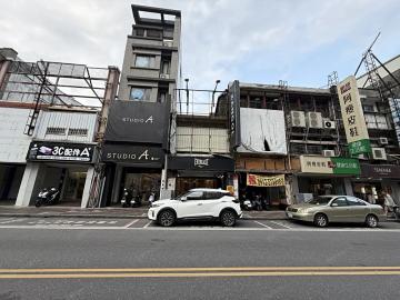 花蓮房仲推薦 2 出租市中心金三角商圈中山路主幹道有裝潢賺錢店面