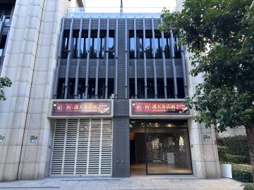 三重租屋推薦  長虹天馥修德國小 透天店+住二合一出租