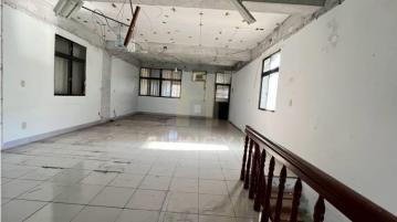 房屋土地農舍曉華，宜蘭市近家樂福中山路三段70坪土地大空間透天店面