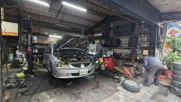雙北買房裝修找萱萱  修車廠頂讓/租金便宜/可營登