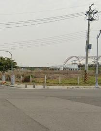 十四期漂亮土地/可當二房東/可建設/歡迎長租