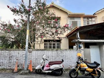 南投市大地坪邊間二層樓透天