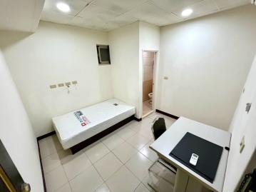 西屯逢甲逢明可寵貓咪套房 C房 4600 台中租屋推薦