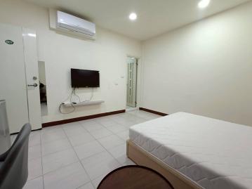 西屯漢口商圈獨洗電梯套房 607 台中租屋推薦