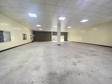 近交流道倉庫店面