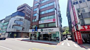 文化漢生東路口顯眼店面-板橋店面