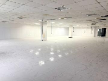 新北園區五工辦公室附大貨梯可倉儲-五股辦公室