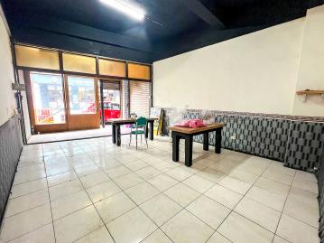 鳳山國中捷運站-賺錢一樓金店面-人潮車潮多 鳳山推薦房仲