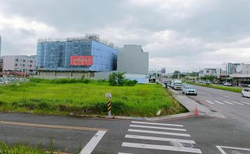 永康廠房買賣 出租北安路三段正路面三角窗空地