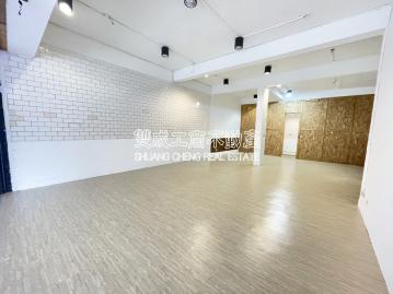 R488-新莊正路邊金店面【雙成工商不動產】新北廠房租售