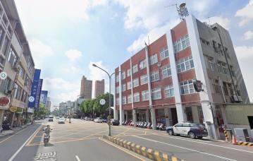 路面 古宅風雙店面