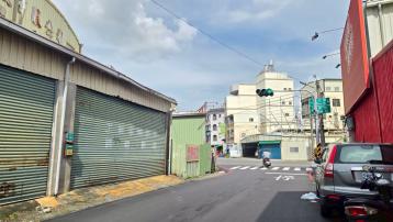 (可短租商展) 面寬百坪旺店